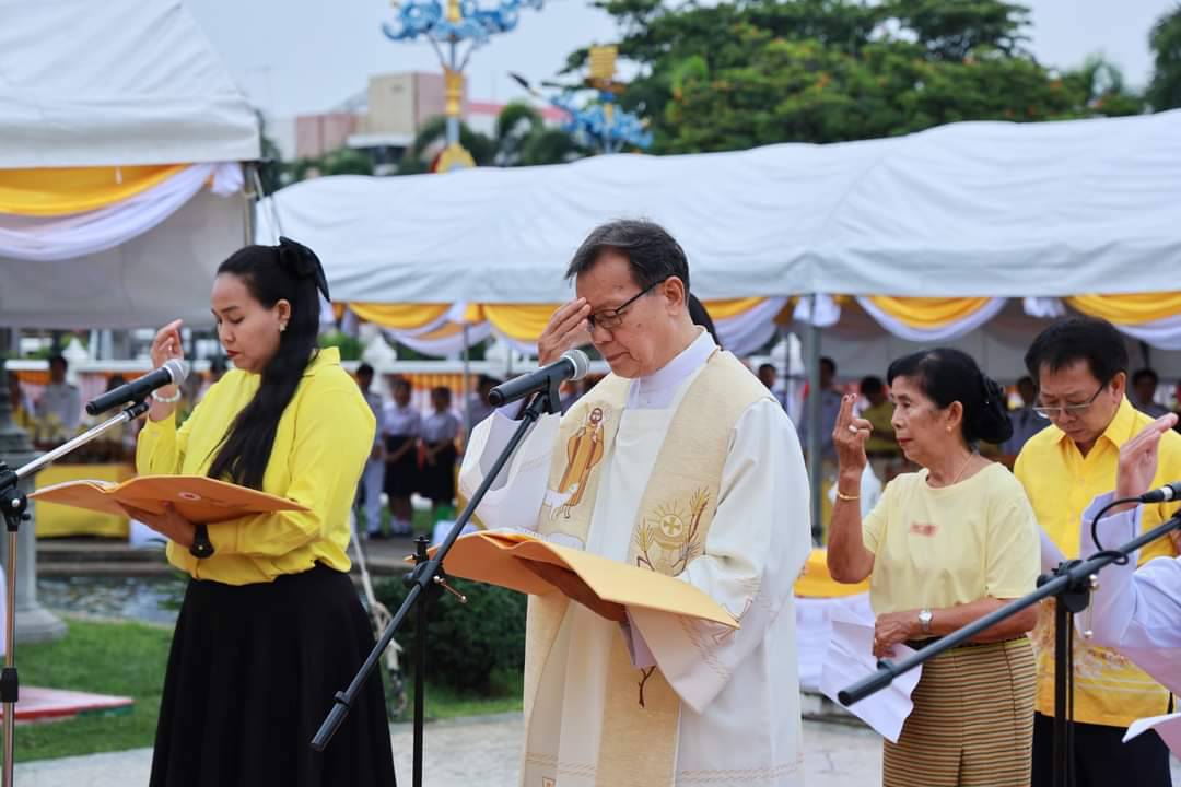 🎄🎄พช.ชลบุรี ร่วมพิธีทำบุญตักบาตรถวายเป็นพระราชกุศลแด่พระบาทสมเด็จพระเจ้าอยู่หัว เนื่องในโอกาสมหามงคลเฉลิมพระชนมพรรษา 6 รอบ 28 กรกฎาคม 2567 และพิธีทางศาสนามหามงคล 5 ศาสนา
