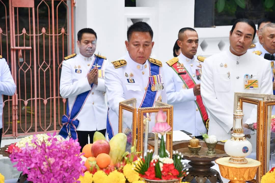 ⭐️⭐️พช.ชลบุรีร่วมพิธีเสกน้ำพระพุทธมนต์ศักดิ์สิทธิ์ ในการจัดทำน้ำพระพุทธมนต์ศักดิ์สิทธิ์ เนื่องในโอกาสพระราชพิธีมหามงคลเฉลิมพระชนมพรรษา 6 รอบ 28 กรกฎาคม 2567 จังหวัดชลบุรี