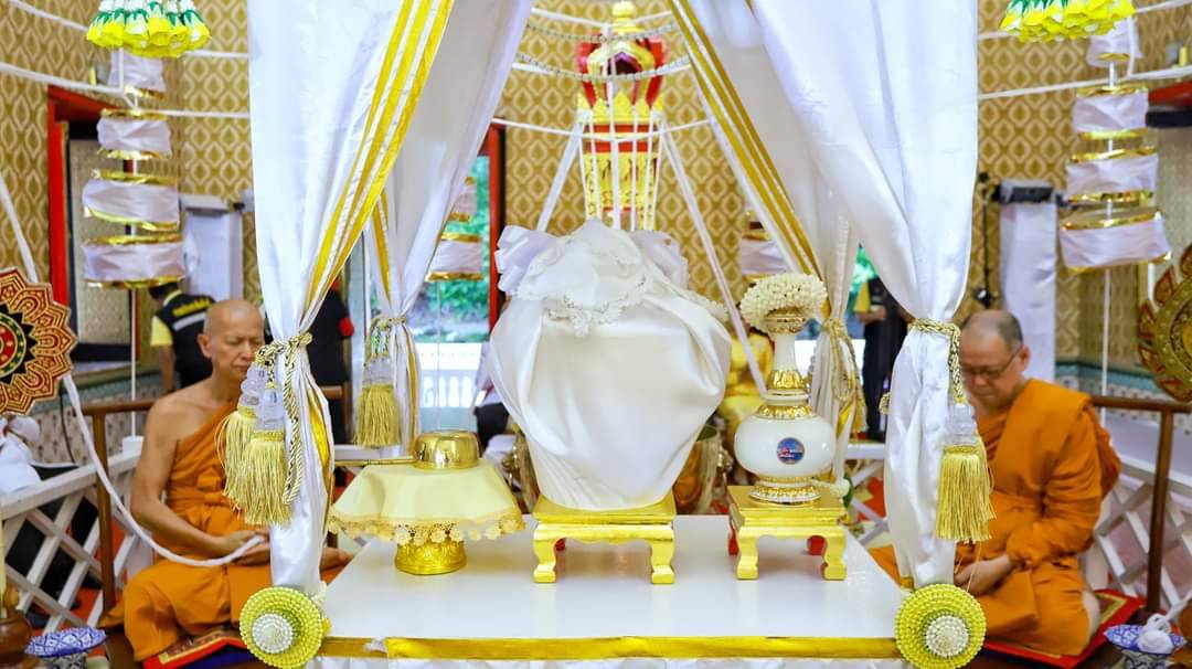 ⭐️⭐️พช.ชลบุรีร่วมพิธีเสกน้ำพระพุทธมนต์ศักดิ์สิทธิ์ ในการจัดทำน้ำพระพุทธมนต์ศักดิ์สิทธิ์ เนื่องในโอกาสพระราชพิธีมหามงคลเฉลิมพระชนมพรรษา 6 รอบ 28 กรกฎาคม 2567 จังหวัดชลบุรี