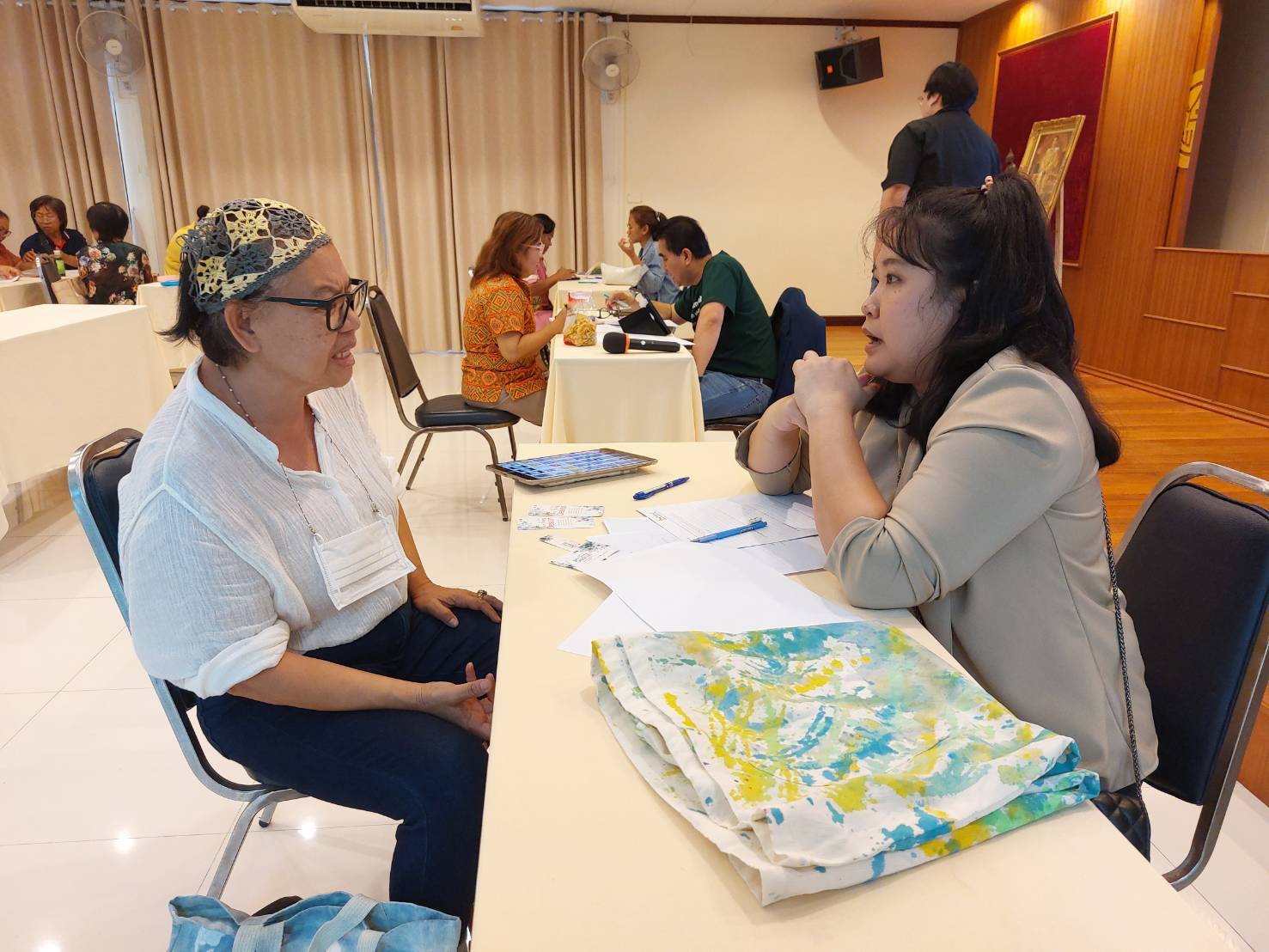 🔶️🔶️พช.ชลบุรี จัดกิจกรรมพัฒนาผลิตภัณฑ์ OTOP โดยเครือข่ายองค์ความรู้ (Knowledge-Based OTOP : KBO) จังหวัด