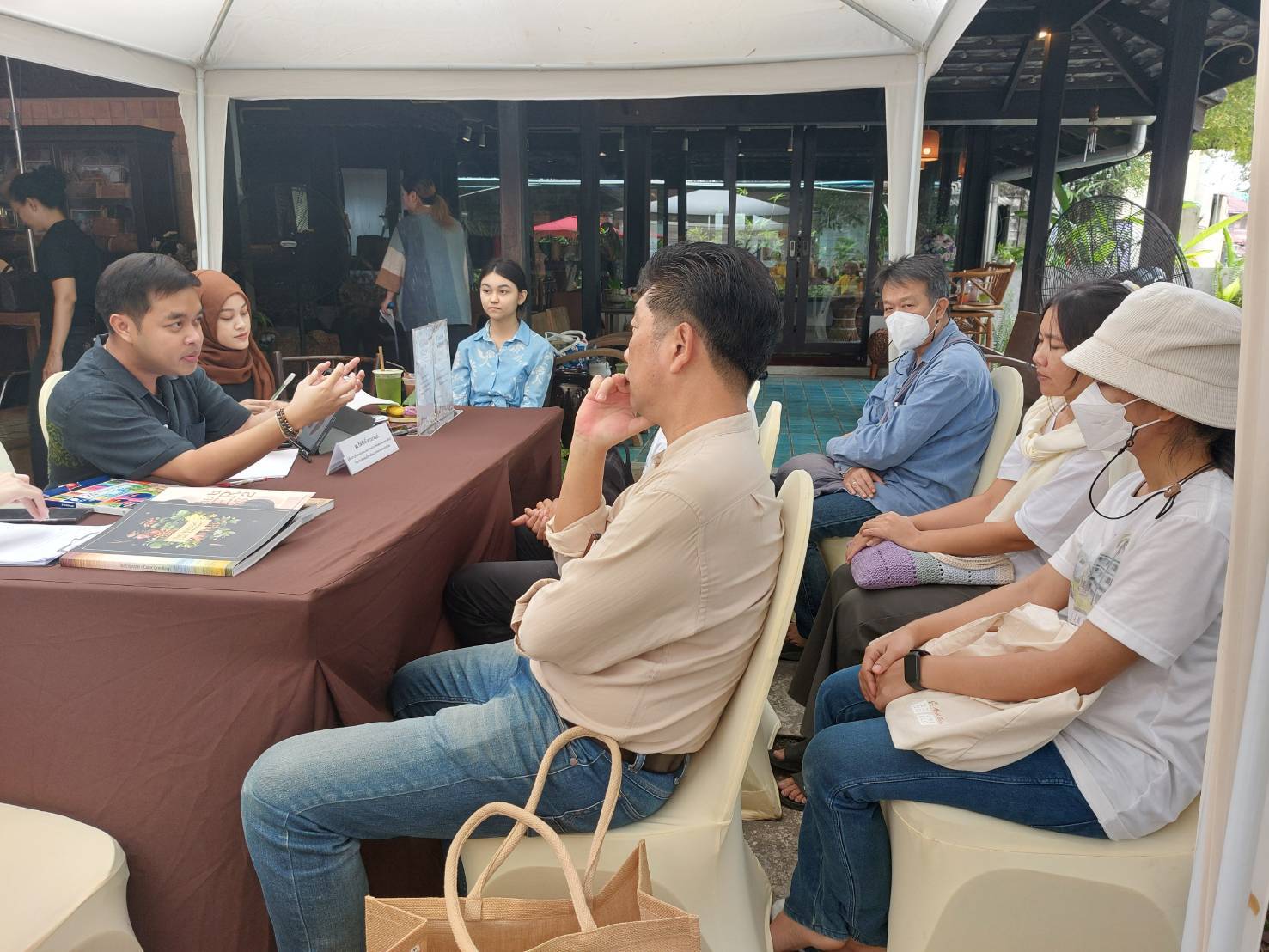 🌾🌾พช.ชลบุรี เข้าร่วมโครงการพัฒนารูปแบบชุมชนภูมิปัญญาเพื่อพัฒนาผลิตภัณฑ์