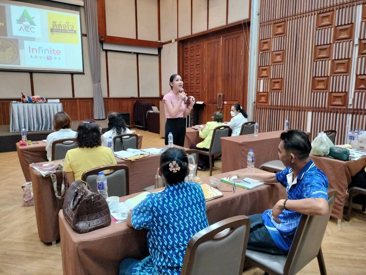 🎗️🎗️พช.ชลบุรี ดำเนินโครงการส่งเสริมการสร้างรายได้จากกิจการอาหารปลอดภัย