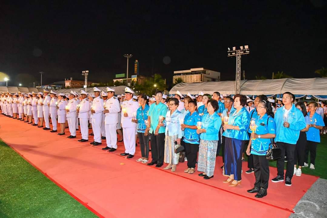 💙💙พช.ชลบุรี ร่วมพิธีถวายเครื่องราชสักการะและวางพานพุ่ม และพิธีจุดเทียนถวายพระพรชัยมงคลสมเด็จพระนางเจ้าสิริกิติ์ พระบรมราชินีนาถ พระบรมราชชนนีพันปีหลวง