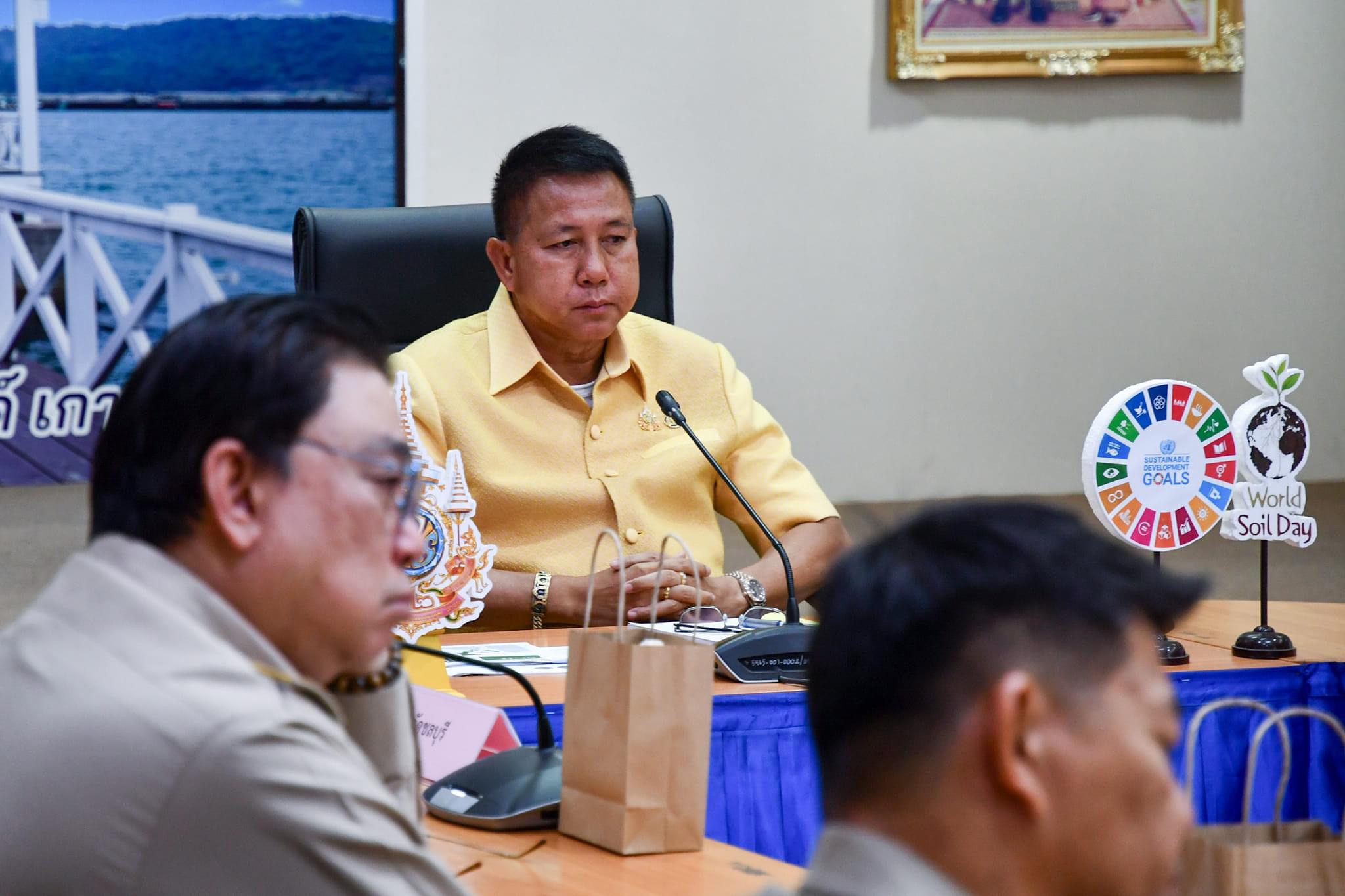 พช.ชลบุรี ร่วมประชุมขับเคลื่อนและติดตามนโยบายของรัฐบาล และภารกิจสำคัญของปลัดกระทรวงมหาดไทย ประจำปีงบประมาณ พ.ศ. 2567