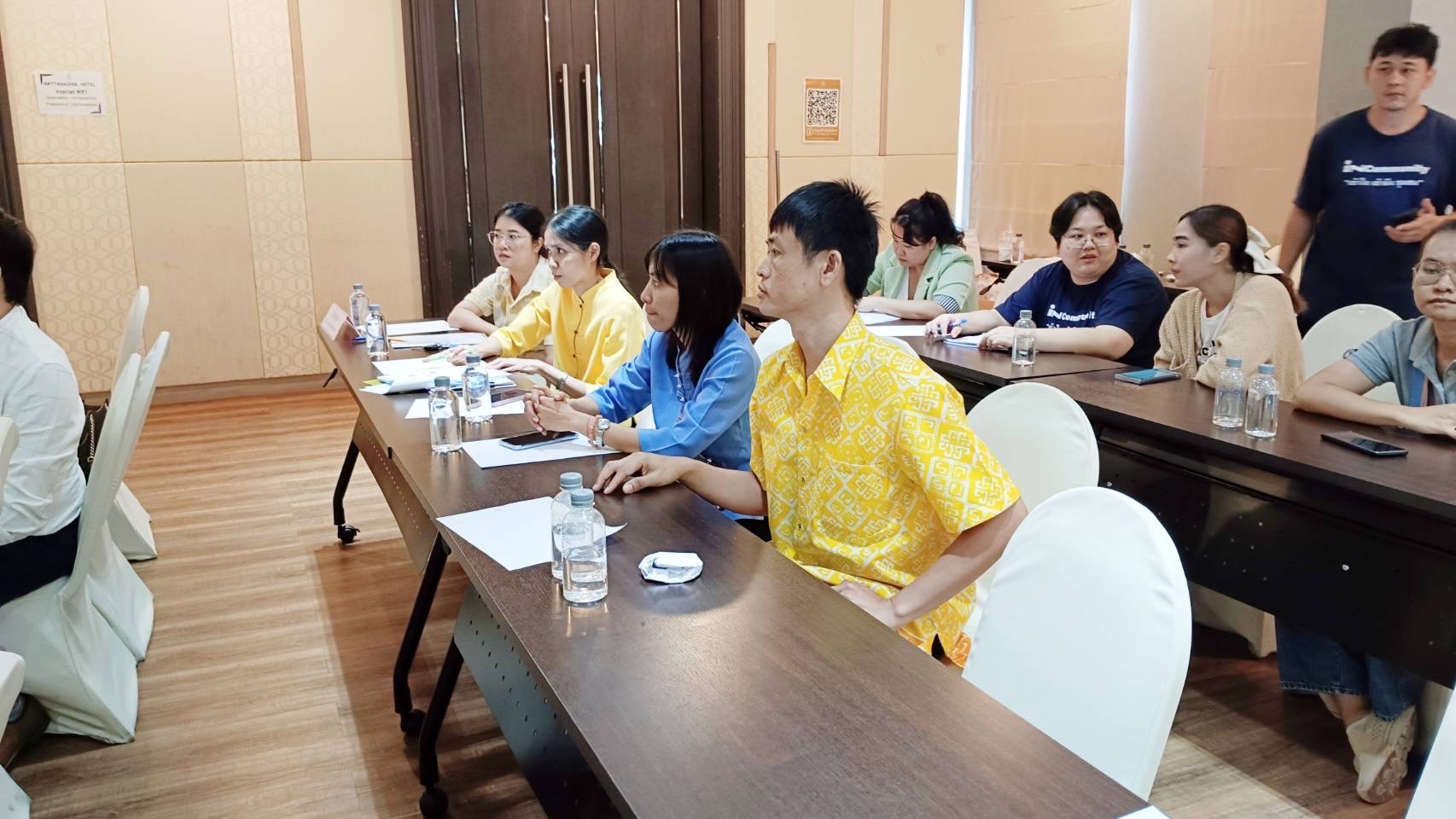 พช.ชลบุรี ดำเนินกิจกรรมจัดเวทีคัดเลือกผู้ผลิต ผู้ประกอบการ OTOP ที่มีความโดดเด่น มีนวัตกรรม ภายใต้โครงการส่งเสริมกระบวนการเครือข่ายองค์ความรู้ (Knowledge Base OTOP : KBO)