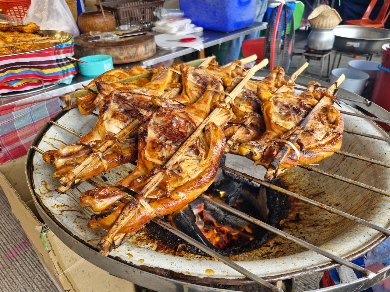 พช.ชลบุรี เชิญชวนผู้ที่สนใจ เลือกชมและซื้อสินค้า OTOP ในงาน “OTOP@บ้านบึง ภูมิปัญญาท้องถิ่นไทย”