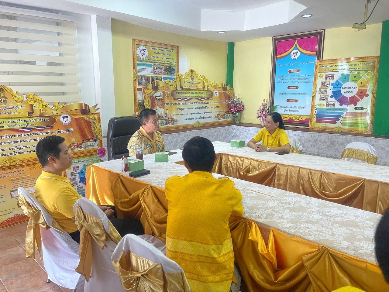 🍍พช.ชลบุรี ดำเนินโครงการสนับสนุนการขับเคลื่อนกิจกรรมพัฒนาชุมชนดีเด่น 🍍