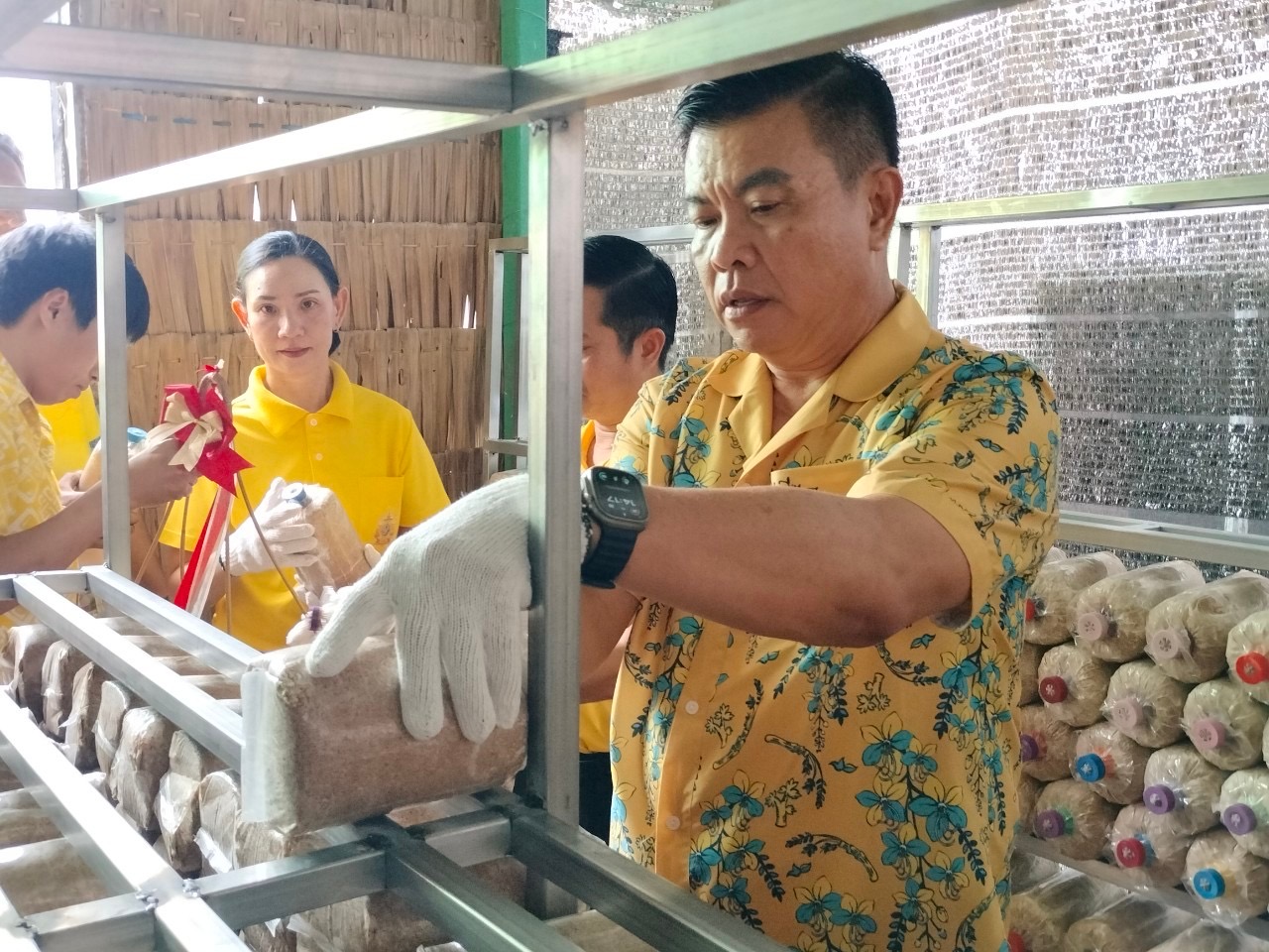 🍍พช.ชลบุรี ดำเนินโครงการสนับสนุนการขับเคลื่อนกิจกรรมพัฒนาชุมชนดีเด่น 🍍