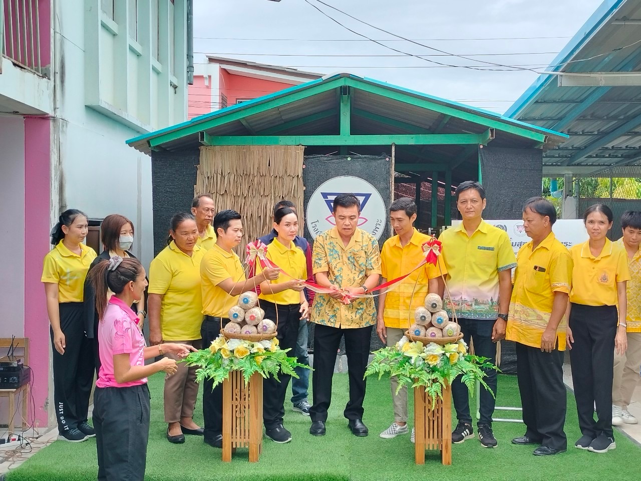 🍍พช.ชลบุรี ดำเนินโครงการสนับสนุนการขับเคลื่อนกิจกรรมพัฒนาชุมชนดีเด่น 🍍