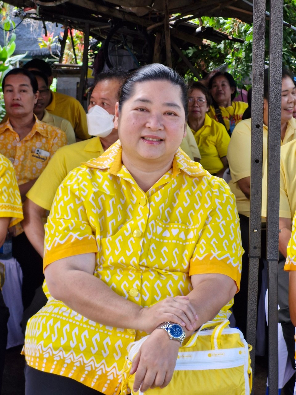 พช. ชลบุรี จัดพิธีส่งมอบบ้าน “โครงการบ้านห่วงใย จากใจ GLO” ประจำปี 2566