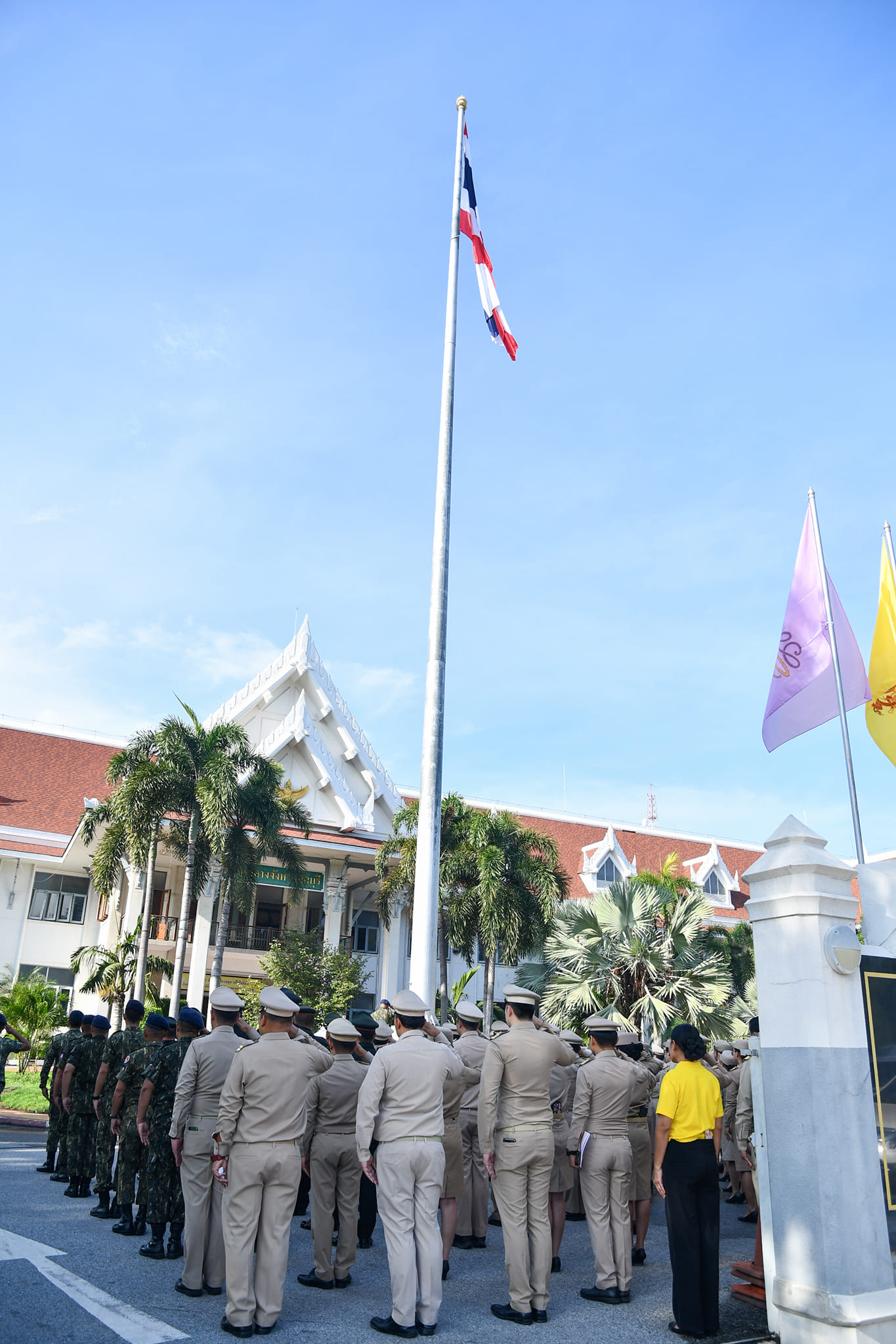 🌊 พช.ชลบุรี เข้าร่วมกิจกรรมเนื่องในวันพระราชทานธงชาติไทย (Thai National Flag Day)