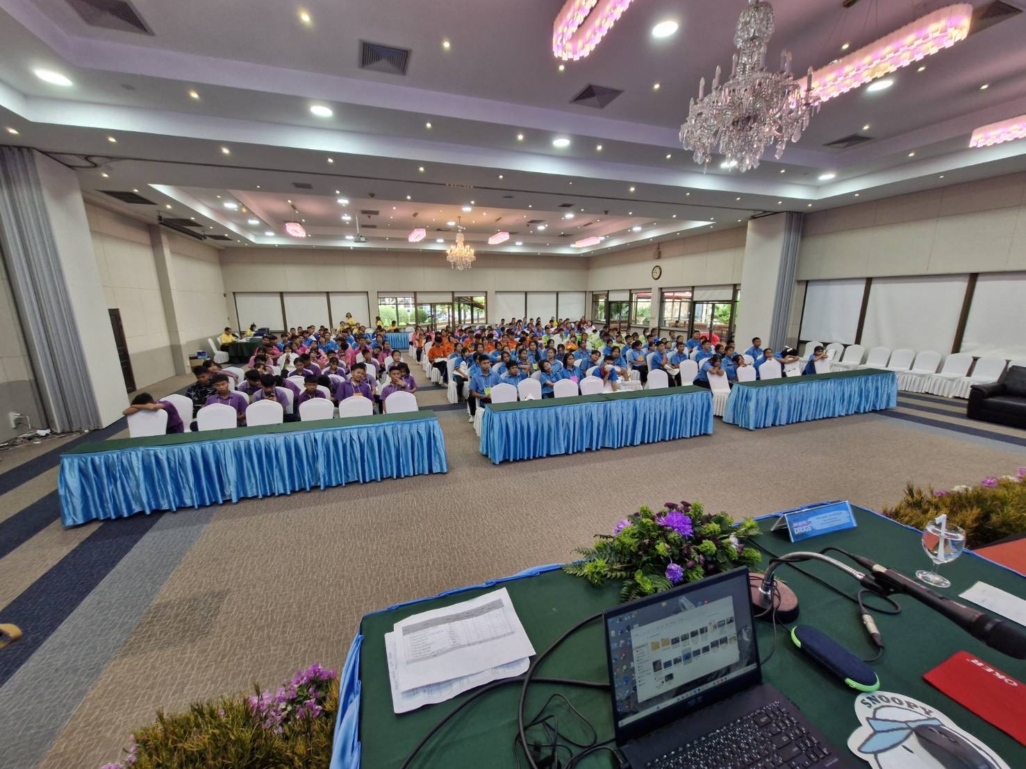 💎💎พช.ชลบุรี เป็นวิทยากรบรรยาย “ชนะภัยยาเสพติดตามแนวปรัชญาของเศรษฐกิจพอเพียง”