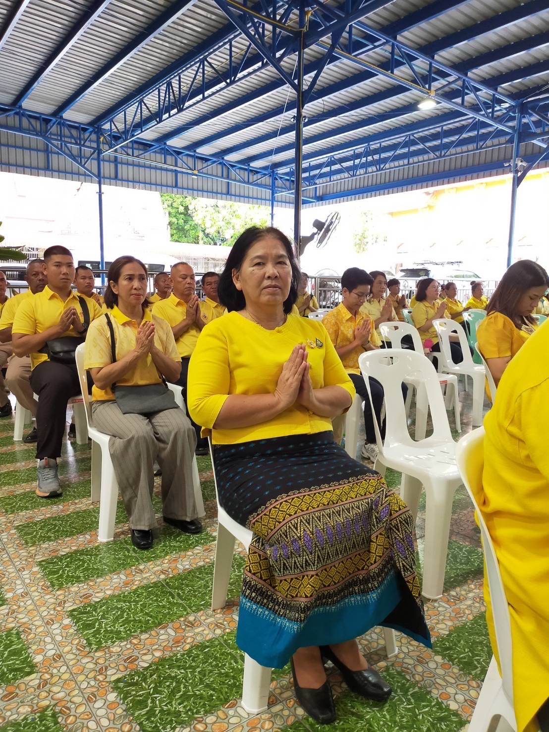🙏🙏 พช.ชลบุรี ร่วมพิธีสวดพระพุทธมนต์อุทิศถวายพระราชกุศล พระบาทสมเด็จพระบรมชนกาธิเบศร มหาภูมิพลอดุลยเดชมหาราช บรมนาถบพิตร เนื่องในโอกาส “วันนวมินทรมหาราช”