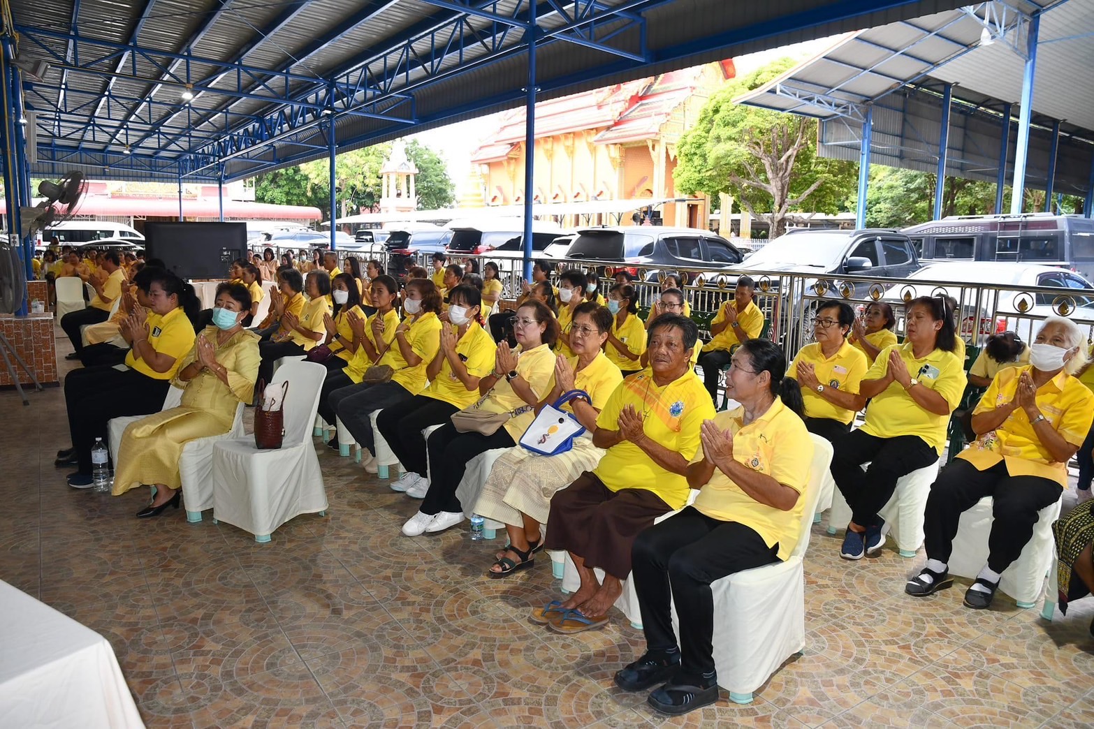 🙏🙏 พช.ชลบุรี ร่วมพิธีสวดพระพุทธมนต์อุทิศถวายพระราชกุศล พระบาทสมเด็จพระบรมชนกาธิเบศร มหาภูมิพลอดุลยเดชมหาราช บรมนาถบพิตร เนื่องในโอกาส “วันนวมินทรมหาราช”