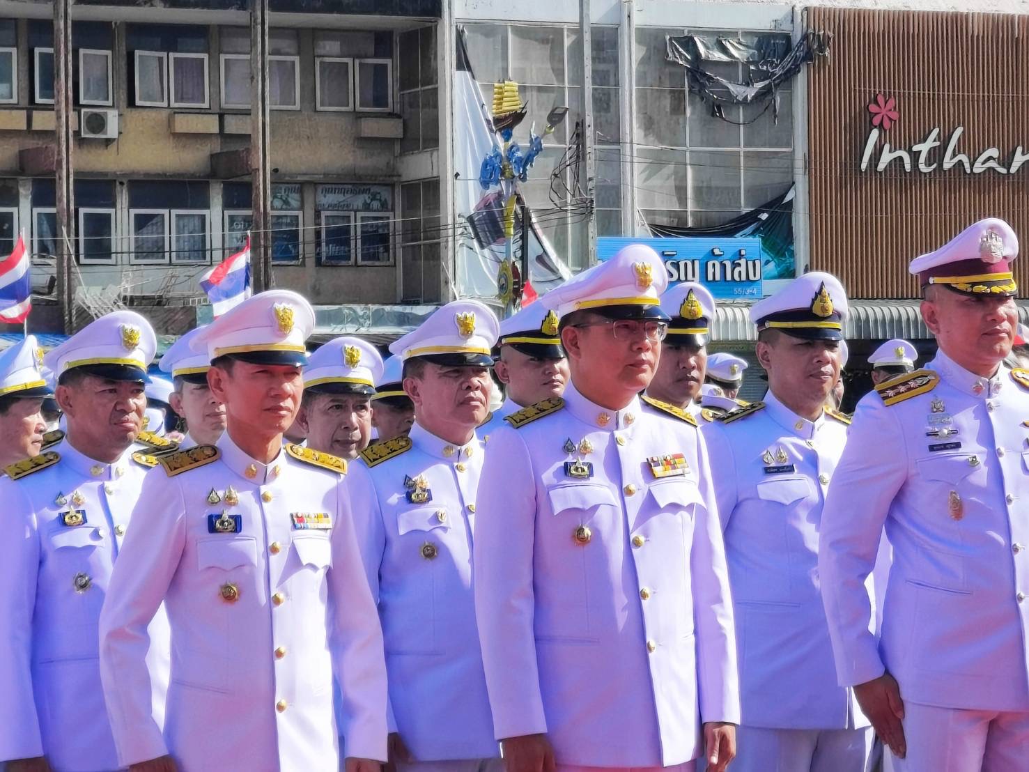 📍📍พช.ชลบุรีร่วมพิธีวางพวงมาลาถวายสักการะเนื่องในวันปิยมหาราช .