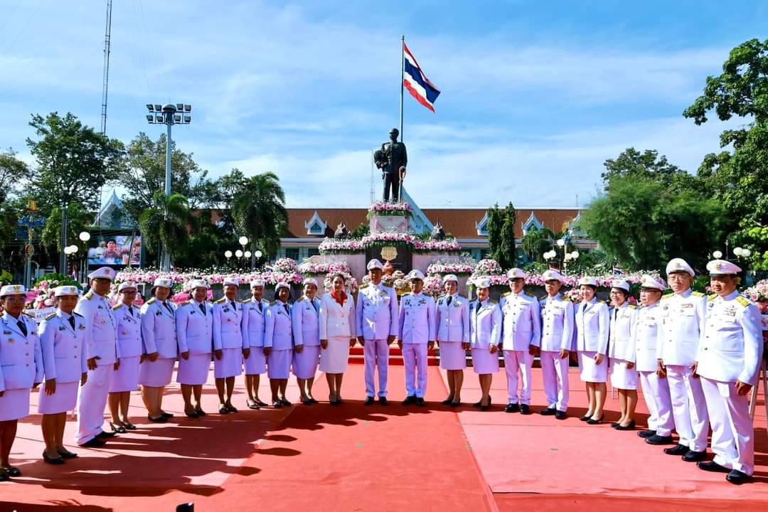 📍📍พช.ชลบุรีร่วมพิธีวางพวงมาลาถวายสักการะเนื่องในวันปิยมหาราช .