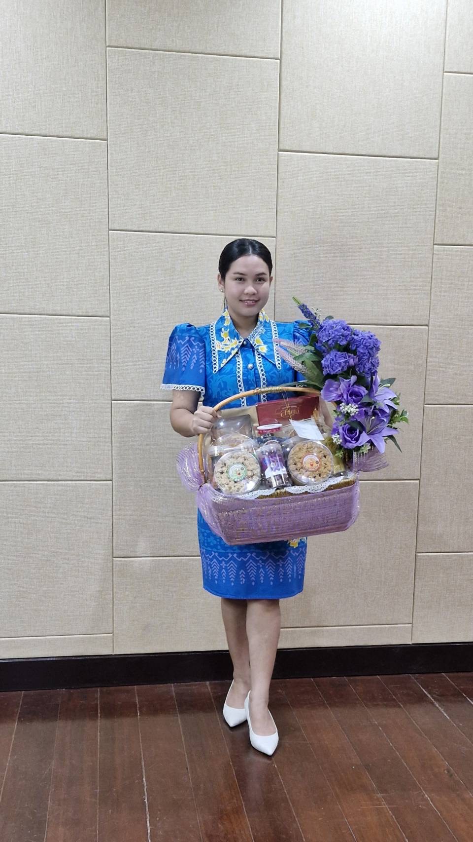 🎉🎉 พช.ชลบุรีจัดทำแคตตาล็อก และประชาสัมพันธ์การจำหน่ายของขวัญ ของฝาก ในช่วงเทศกาลปีใหม่ ๒๕๖๘