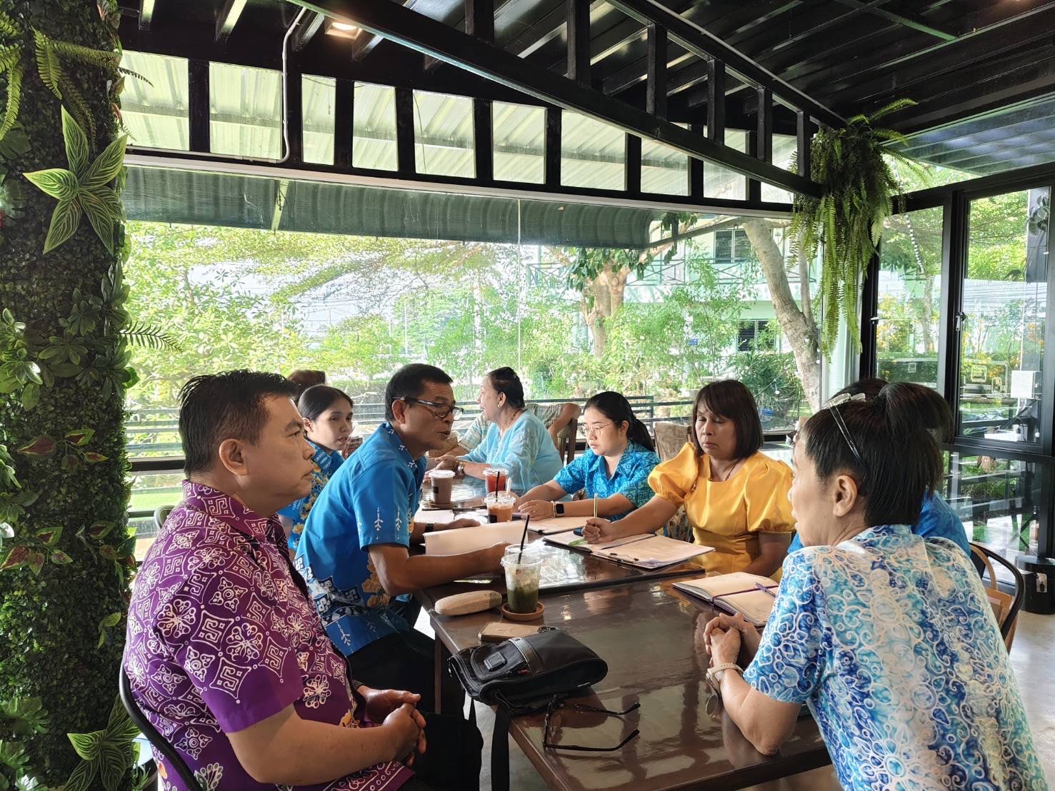 🙋‍♀️🩷 พช.ชลบุรี ลงพื้นที่ตรวจติดตามการดำเนินงานและการจัดตั้งโรงเรียน OTOP (สถาบันส่งเสริมความรู้ภูมิปัญญา OTOP Academy)