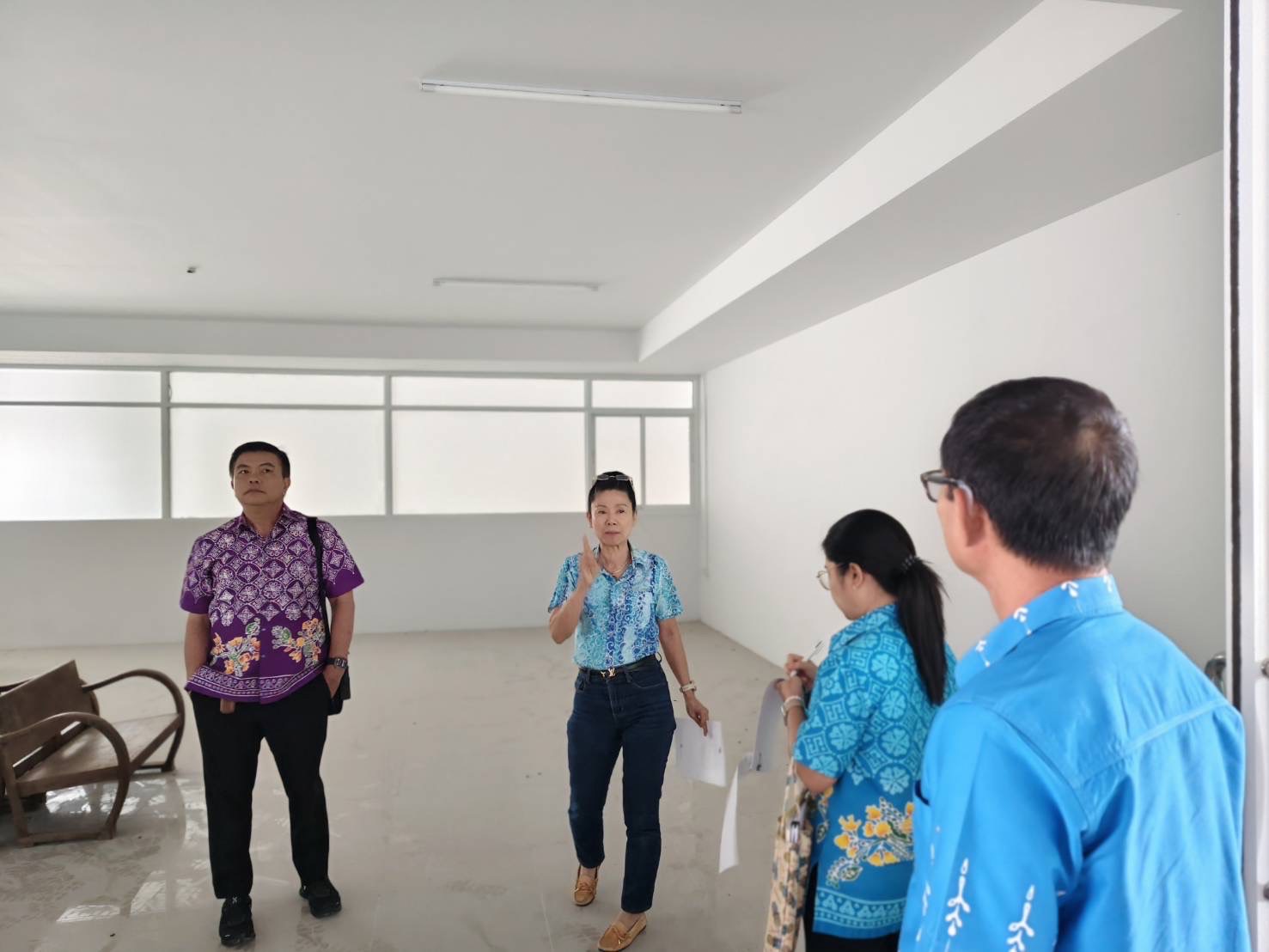 🙋‍♀️🩷 พช.ชลบุรี ลงพื้นที่ตรวจติดตามการดำเนินงานและการจัดตั้งโรงเรียน OTOP (สถาบันส่งเสริมความรู้ภูมิปัญญา OTOP Academy)