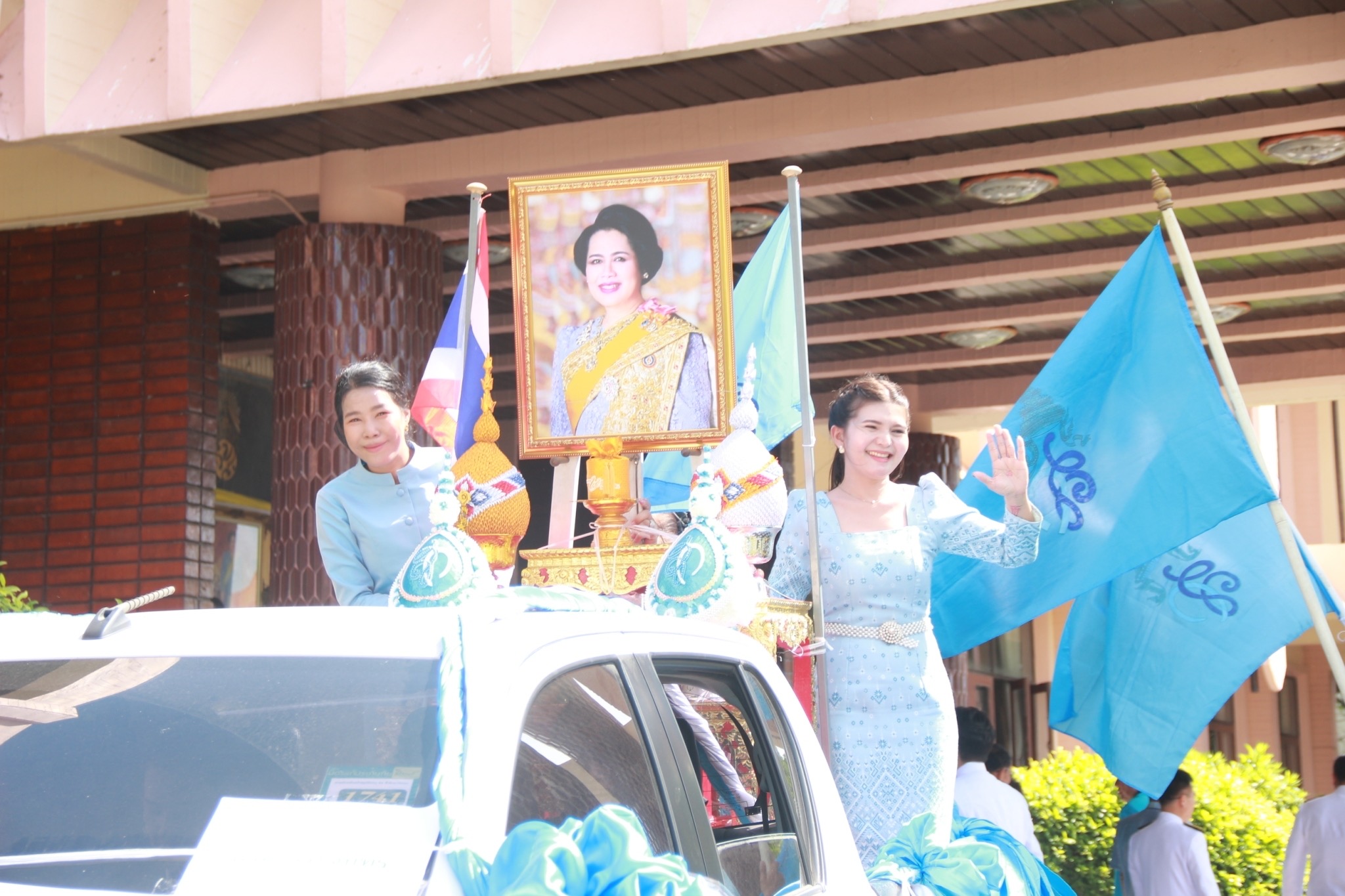 สุดยิ่งใหญ่ พช.ชลบุรี จัดพิธีพระราชทานเงินขวัญถุงกองทุนแม่ของแผ่นดินจังหวัดชลบุรี ประจำปี 2567