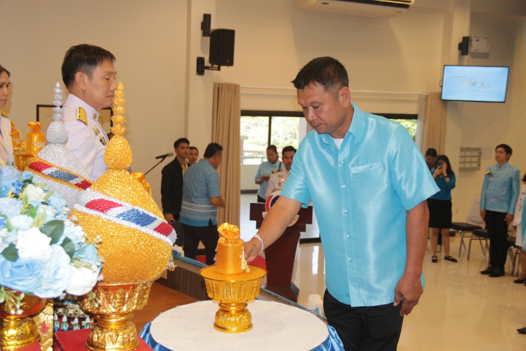 สุดยิ่งใหญ่ พช.ชลบุรี จัดพิธีพระราชทานเงินขวัญถุงกองทุนแม่ของแผ่นดินจังหวัดชลบุรี ประจำปี 2567