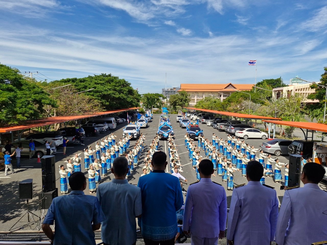 สุดยิ่งใหญ่ พช.ชลบุรี จัดพิธีพระราชทานเงินขวัญถุงกองทุนแม่ของแผ่นดินจังหวัดชลบุรี ประจำปี 2567