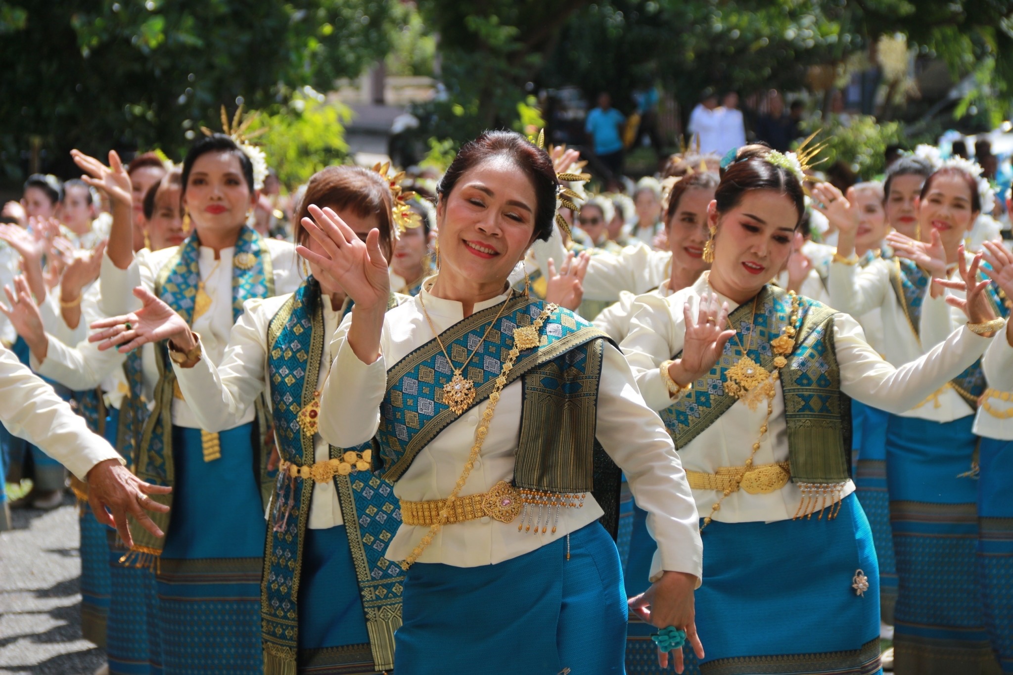 สุดยิ่งใหญ่ พช.ชลบุรี จัดพิธีพระราชทานเงินขวัญถุงกองทุนแม่ของแผ่นดินจังหวัดชลบุรี ประจำปี 2567