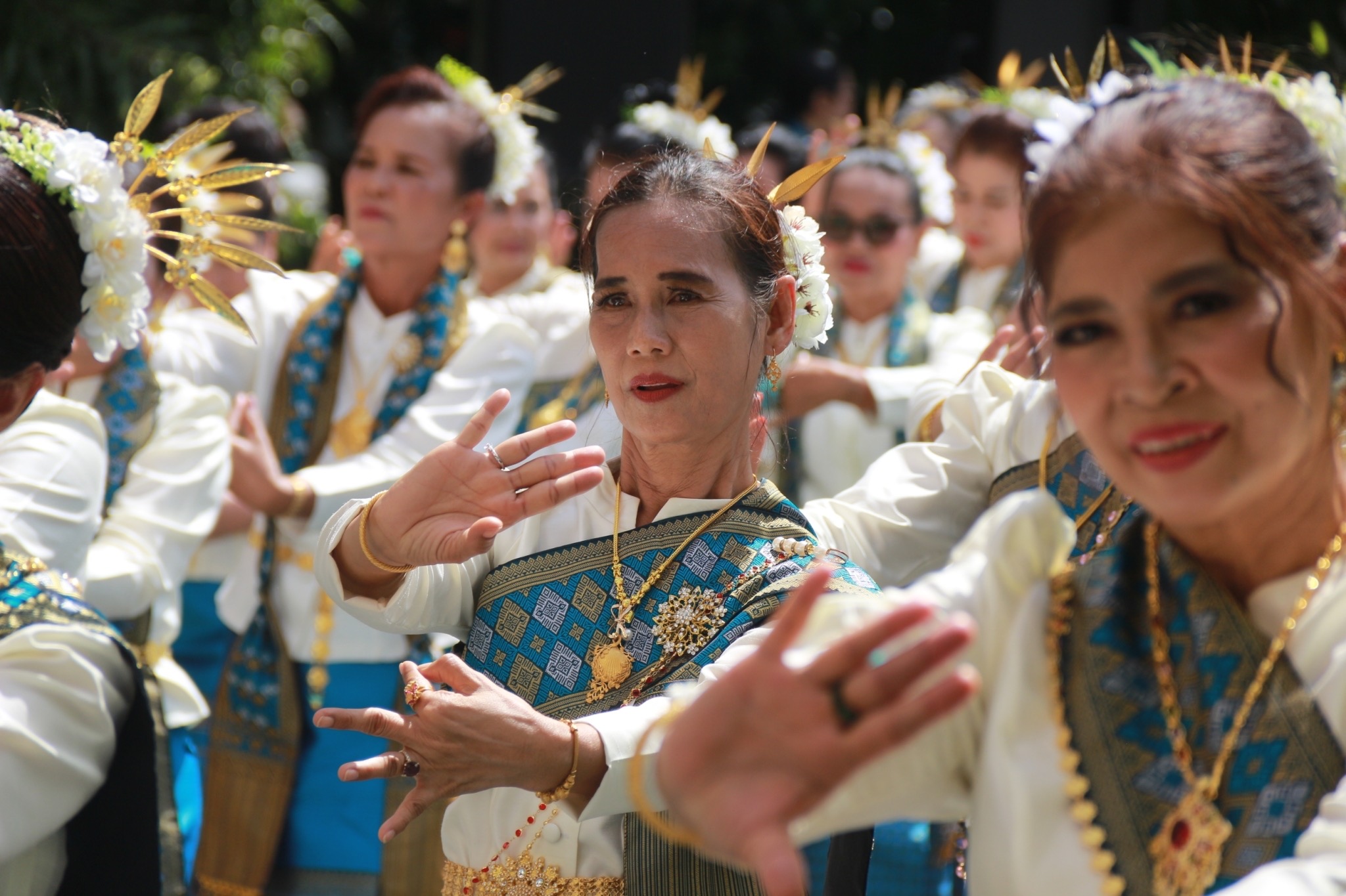 สุดยิ่งใหญ่ พช.ชลบุรี จัดพิธีพระราชทานเงินขวัญถุงกองทุนแม่ของแผ่นดินจังหวัดชลบุรี ประจำปี 2567