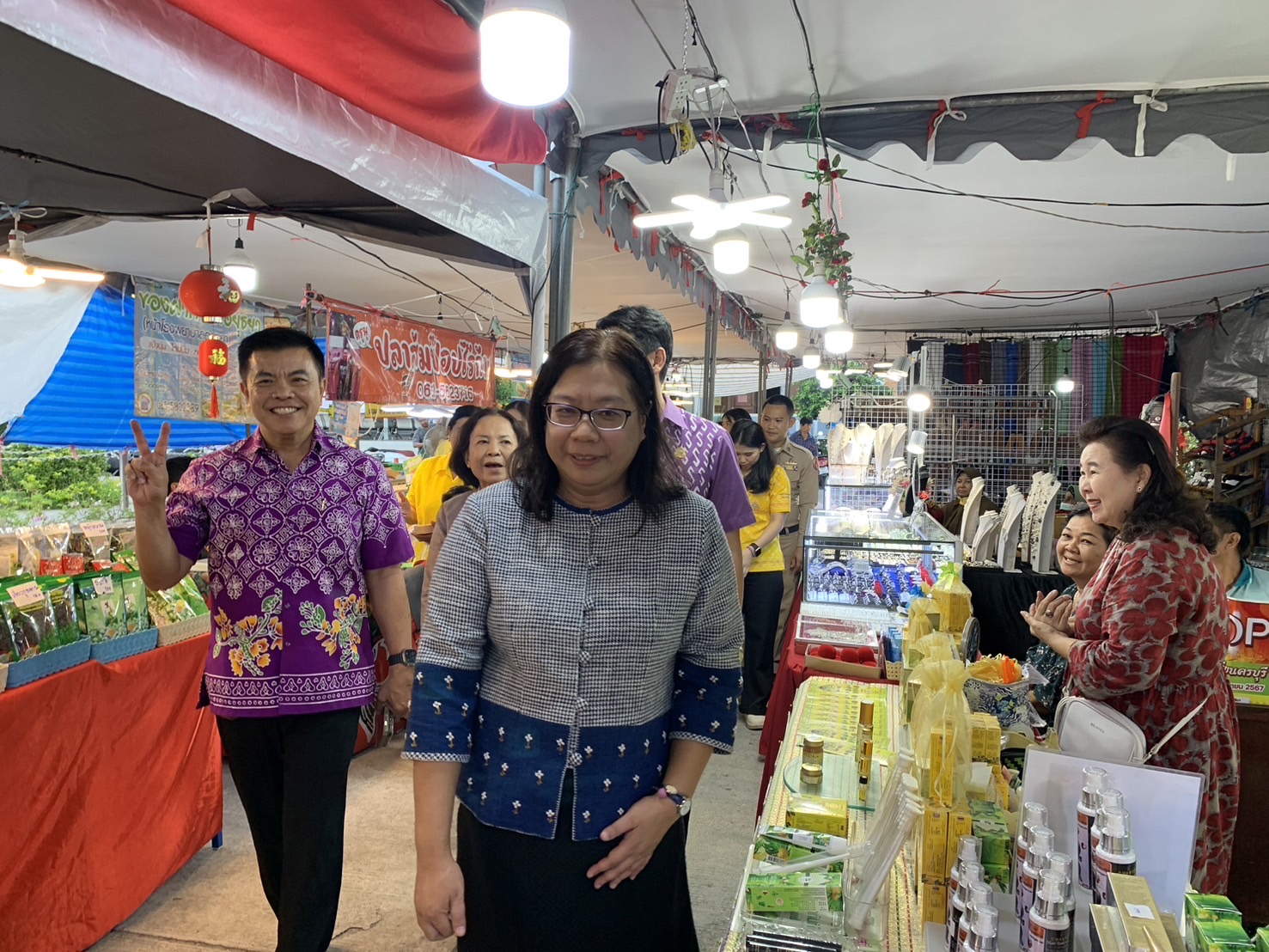 🌟🛍️ พช.ชลบุรี ร่วมงาน OTOP@บ้านบึง ภูมิปัญญาท้องถิ่นไทย