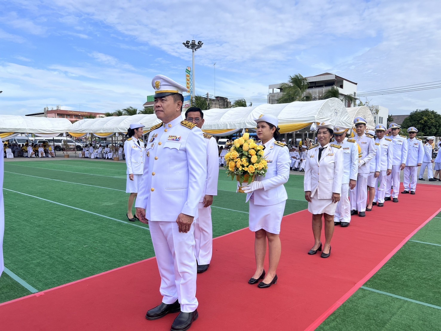 💛💛 พช.ชลบุรี ร่วมกิจกรรมเนื่องในวันคล้ายวันพระบรมราชสมภพ พระบาทสมเด็จพระบรมชนกาธิเบศร มหาภูมิพลอดุลยเดชมหาราช บรมนาถบพิตร วันชาติ และวันพ่อแห่งชาติ 5 ธันวาคม 2567 จังหวัดชลบุรี