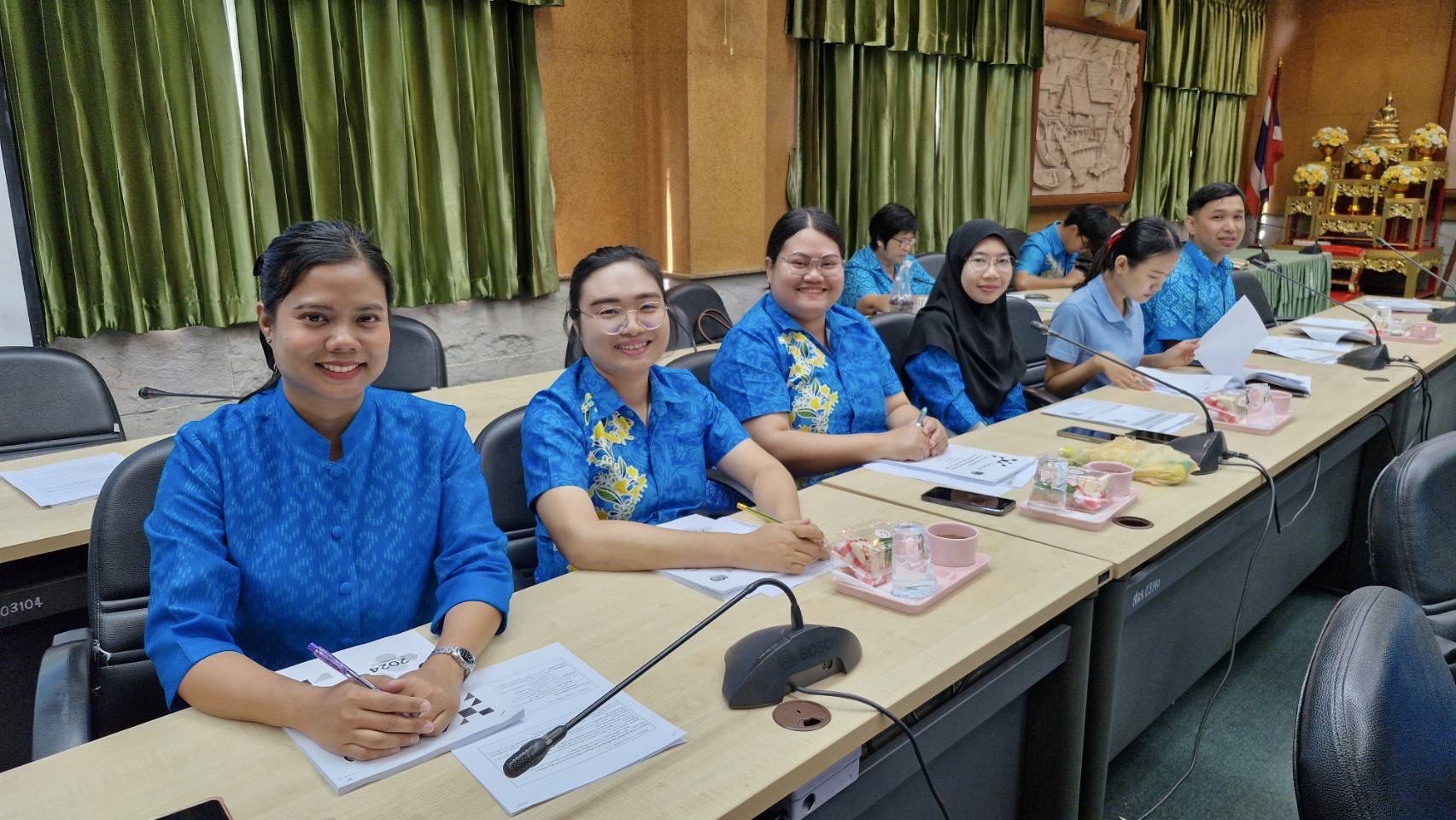 👍 พช.ชลบุรี ประชุมชี้แจงแนวทางการดำเนินกิจกรรมตามแผนการปฏิบัติงานและแผนการใช้จ่ายงบประมาณ ประจำปีงบปีะมาณ พ.ศ. 2568