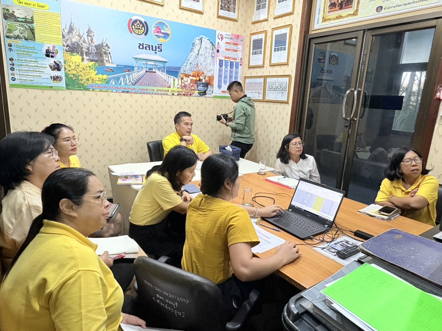 ⭐️พช.ชลบุรี ร่วมประชุมการตรวจติดตามการดำเนินงานของสำนักงานพัฒนาชุมชนจังหวัดชลบุรี