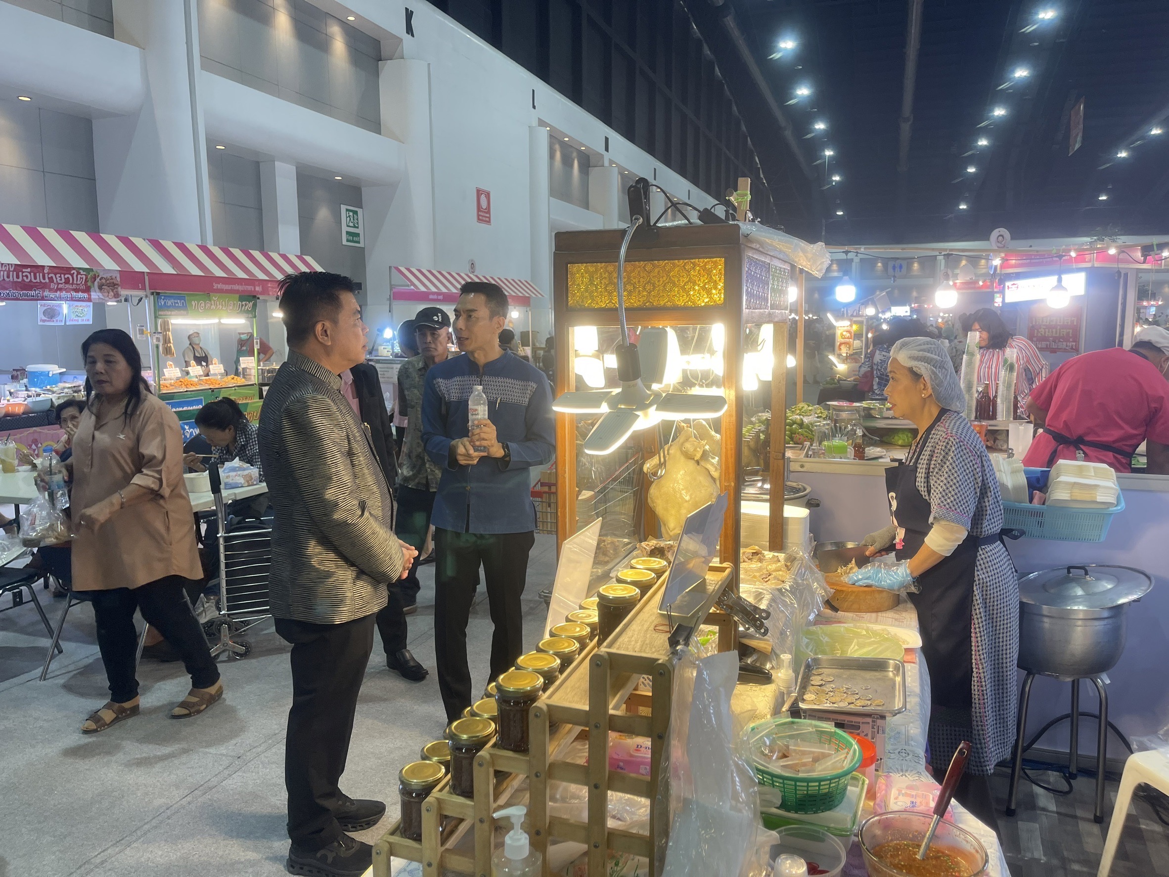 🎉👍 จังหวัดชลบุรี เข้าร่วมพิธีเปิดงาน OTOP City 2024