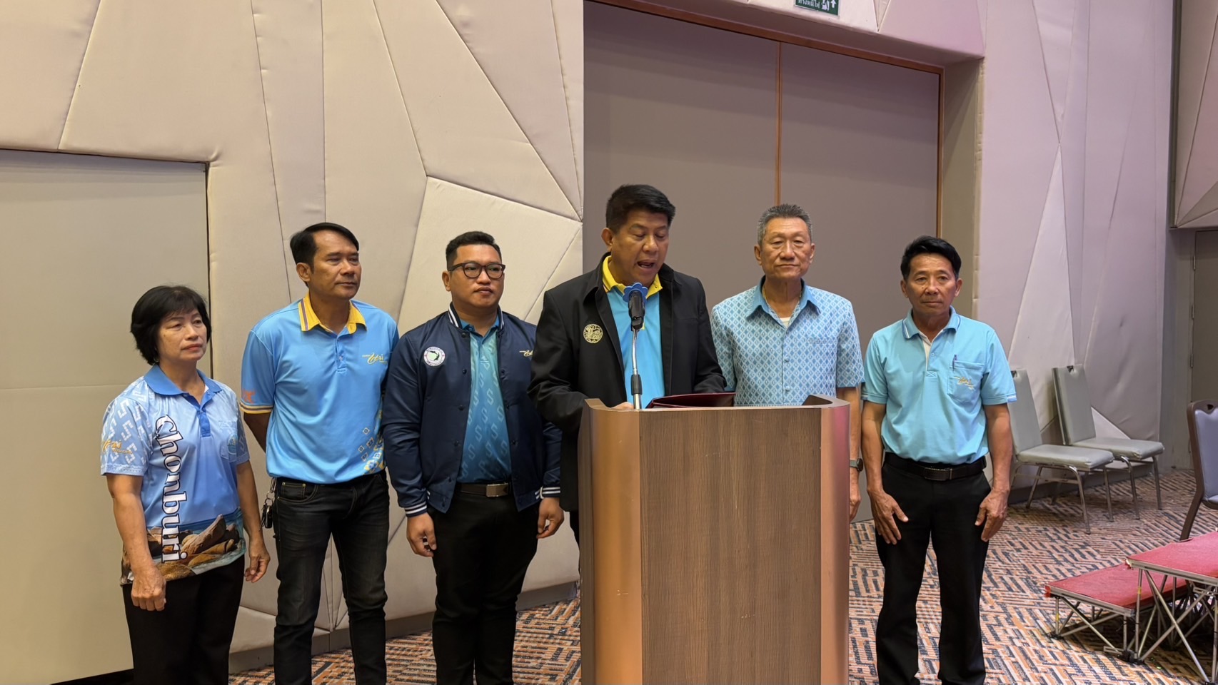 📣🩵🩵 พช.ชลบุรี จัดประชุมคณะกรรมการเครือข่ายกองทุนแม่ของแผ่นดินหนุนเสริมความเข้มแข็งหมู่บ้าน/ชุมชน สู่การเป็นพื้นที่ปลอดภัยจากยาเสพติด