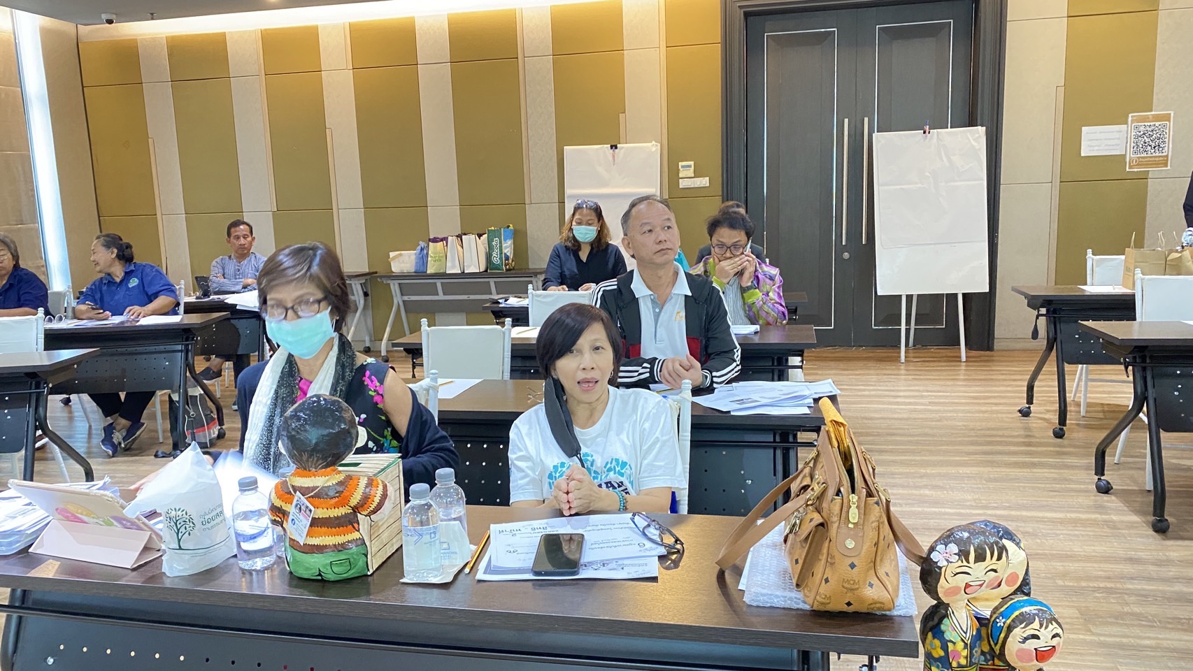 💯🏅สำนักงานพัฒนาชุมชนจังหวัดชลบุรี ดำเนินการจัดประชุมเชิงปฏิบัติการโครงการพัฒนาผลิตภัณฑ์ OTOP กลุ่มปรับตัวสู่การพัฒนา (Quadrant D) ให้มีคุณภาพมาตรฐาน ประจำปีงบประมาณ พ.ศ.2568