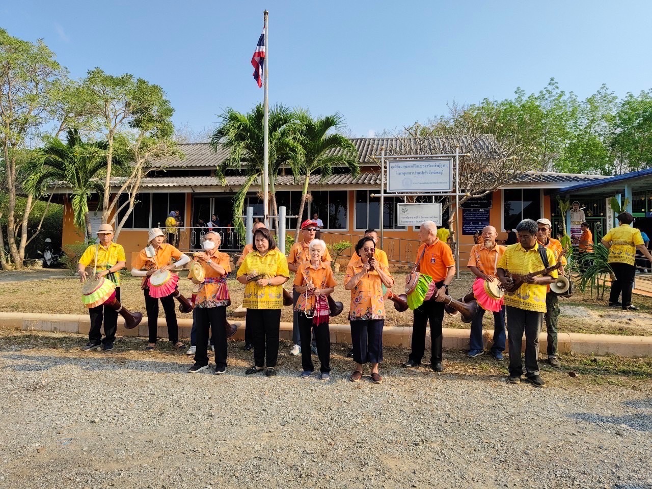 สำนักงานพัฒนาชุมชนจังหวัดชลบุรี จัดกิจกรรมเนื่องในวาระครบรอบ 56 ปี โครงการพัฒนาผู้นำอาสาพัฒนาชุมชน ภายใต้แนวคิด “รวมพลัง อช.สานพลังแก้จน พัฒนาคนอย่างยั่งยืน”