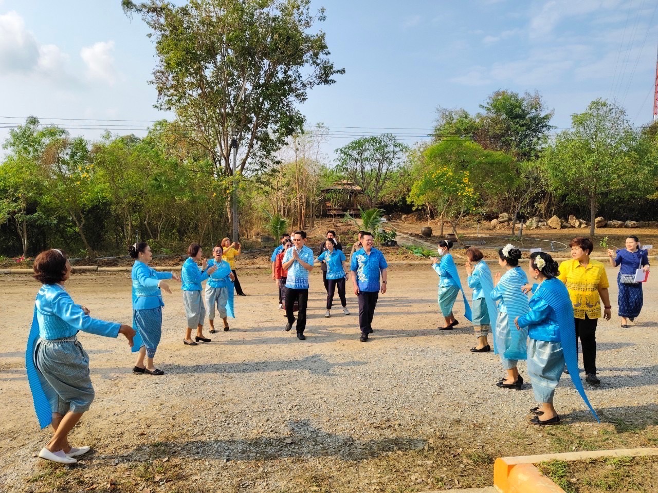 สำนักงานพัฒนาชุมชนจังหวัดชลบุรี จัดกิจกรรมเนื่องในวาระครบรอบ 56 ปี โครงการพัฒนาผู้นำอาสาพัฒนาชุมชน ภายใต้แนวคิด “รวมพลัง อช.สานพลังแก้จน พัฒนาคนอย่างยั่งยืน”