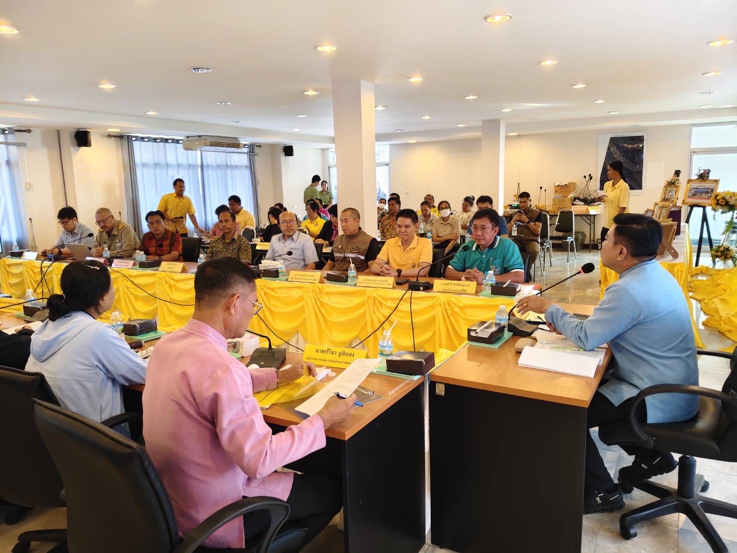 📣 พช.จังหวัดชลบุรี ลงพื้นที่คัดสรร “คนดีศรีเมืองชลจังหวัดชลบุรี ประจำปี 2568” 📣