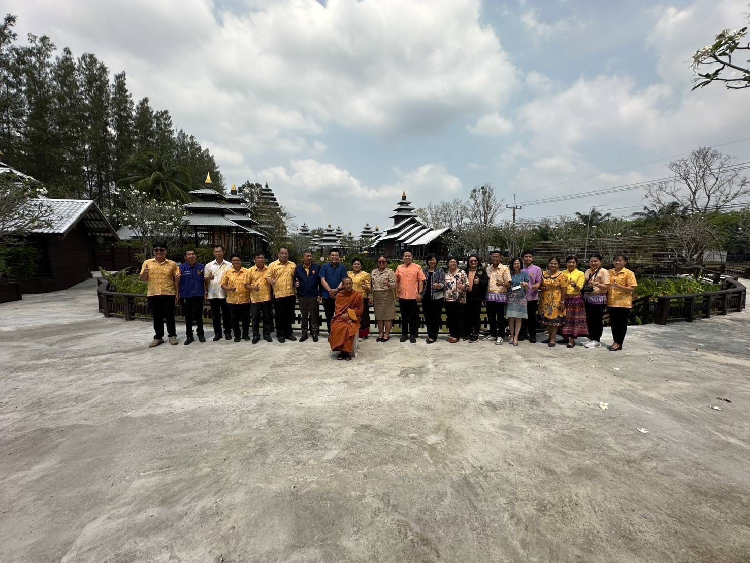 📣 พช.จังหวัดชลบุรี ลงพื้นที่คัดสรร “คนดีศรีเมืองชลจังหวัดชลบุรี ประจำปี 2568” 📣