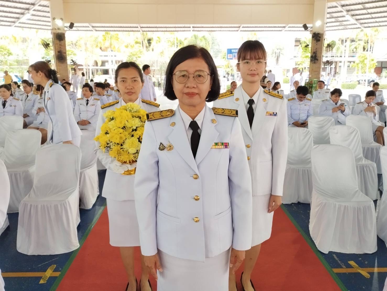 💐 พช.ชลบุรี ร่วมพิธีวางพานพุ่มถวายเครื่องราชสักการะ เนื่องในวันระลึกพระบาทสมเด็จพระพุทธเลิศหล้านภาลัย