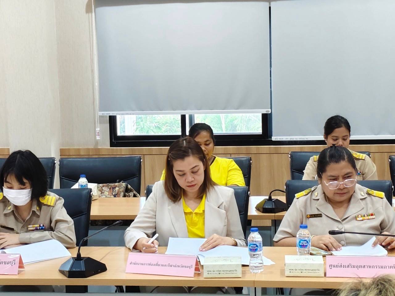 ⭐️ พช.ชลบุรี ดำเนินโครงการคัดสรรสุดยอดผลิตภัณฑ์ OTOP เด่น จังหวัด (Provincial Star OTOP : PSO)