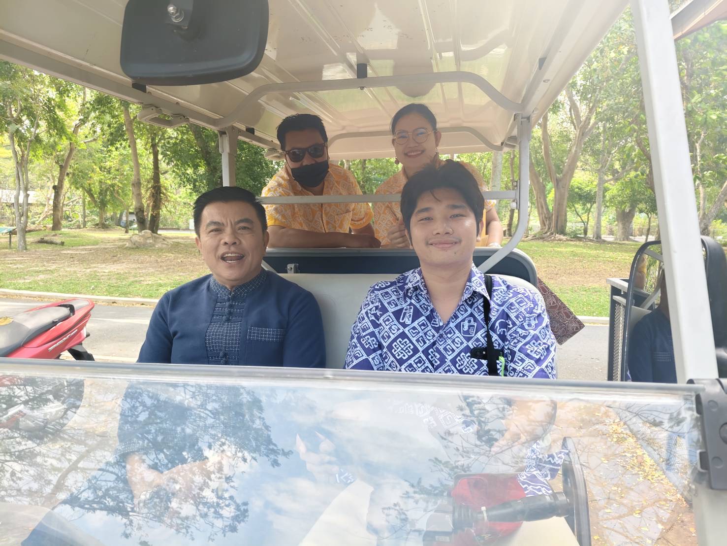 ✨📣 พช.ชลบุรี ลงพื้นที่ดำเนินโครงการ “คนดีศรีเมืองชลจังหวัดชลบุรี ประจำปี 2568”