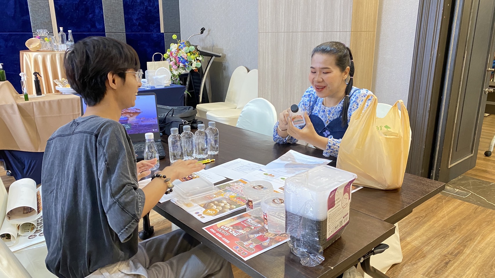 พช.ชลบุรี ดำเนินการโครงการพัฒนาผลิตภัณฑ์ OTOP กลุ่มปรับตัวสู่การพัฒนา (Quadrant D) ให้มีคุณภาพมาตรฐาน ประจำปีงบประมาณ พ.ศ.2568