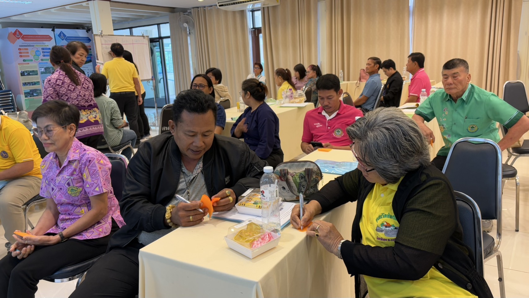 📣📣 พช.ชลบุรี จัดประชุมเชิงปฏิบัติการเสริมศักยภาพการขับเคลื่อนการออมและพัฒนาทักษะทางการเงิน (Financial Literacy) ระดับจังหวัด