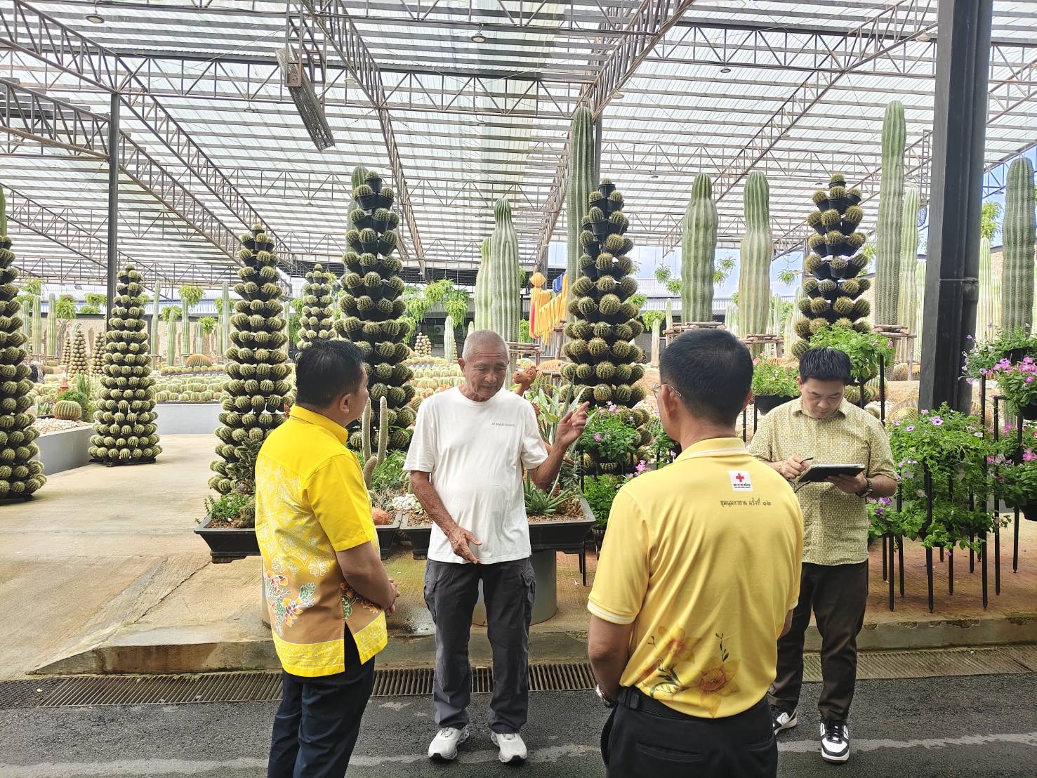 ✨📣 พช.ชลบุรี ลงพื้นที่ดำเนินโครงการ “คนดีศรีเมืองชลจังหวัดชลบุรี ประจำปี 2568”