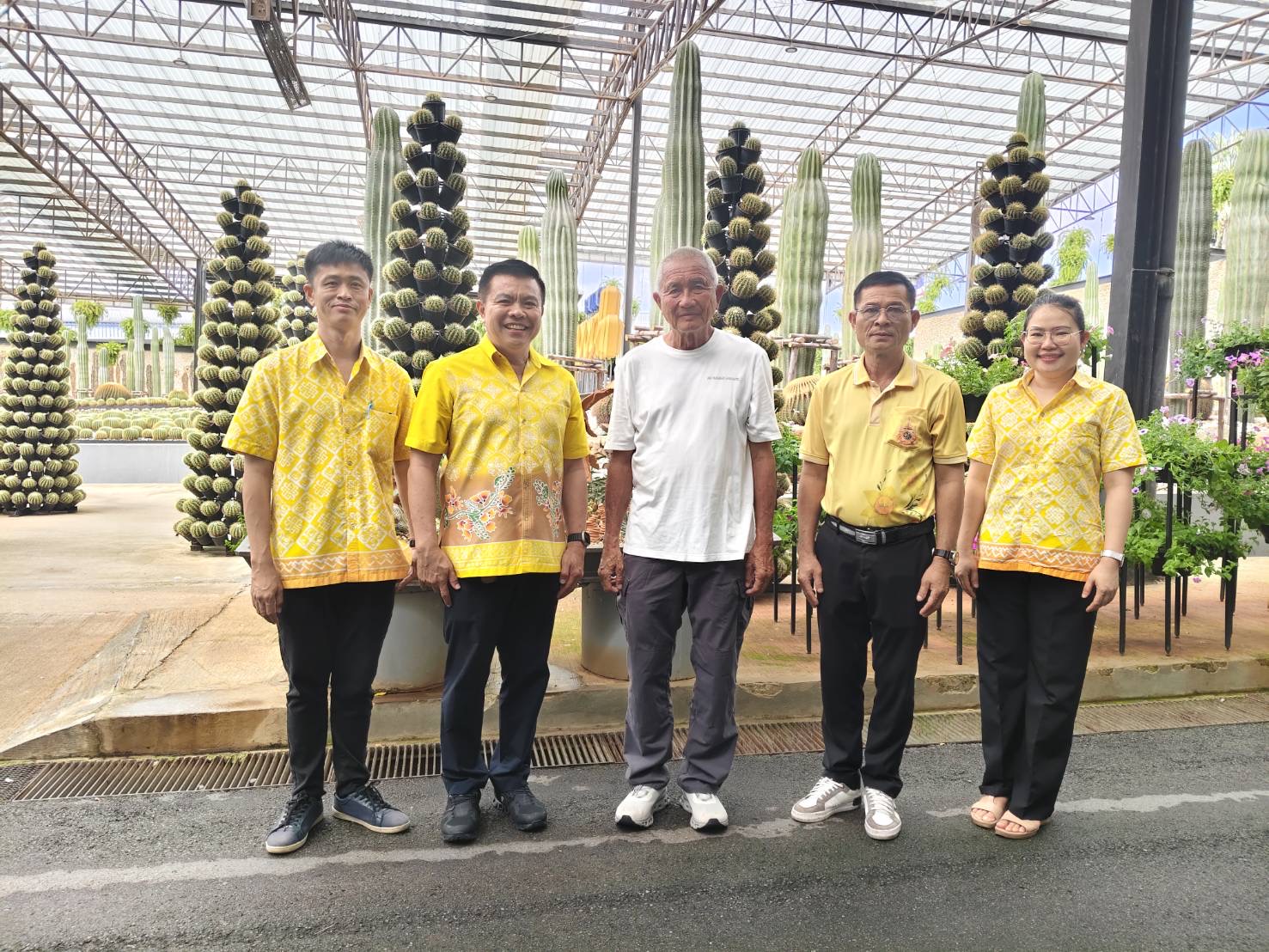✨📣 พช.ชลบุรี ลงพื้นที่ดำเนินโครงการ “คนดีศรีเมืองชลจังหวัดชลบุรี ประจำปี 2568”