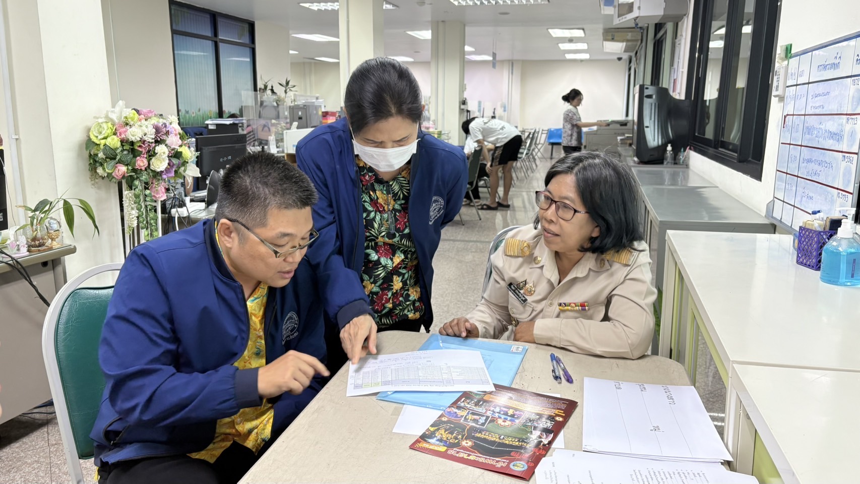 👍🏻💯 พช.ชลบุรี ติดตาม สนับสนุนการดำเนินงานการบริหารการจัดเก็บข้อมูลความจำเป็นพื้นฐาน (จปฐ.) ประจำปี 2568