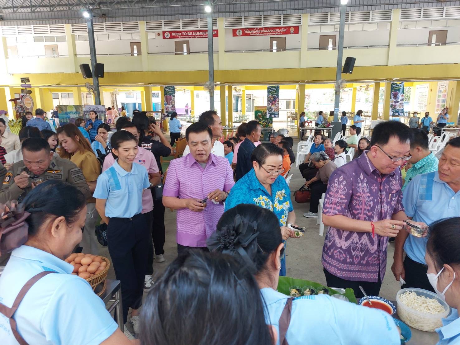 🌟 พช.ชลบุรี จัดโครงการส่งเสริมการท่องเที่ยวชุมชน กิจกรรมหลักส่งเสริมการท่องเที่ยวเชิงสร้างสรรค์ ในกิจกรรมจัดกิจกรรมส่งเสริมการเรียนรู้ที่นักท่องเที่ยวลงมือปฏิบัติ (D-HOPE)