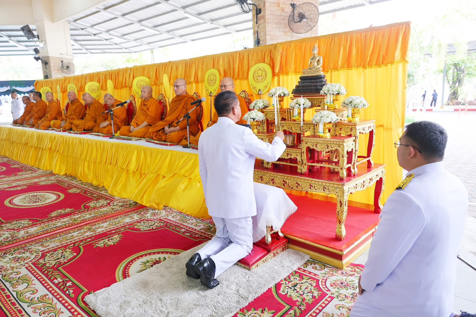 💐👍🏻 พช.ชลบุรี ร่วมพิธีถวายราชสักการะเนื่องในวันที่ระลึกพระบาทสมเด็จพระนั่งเกล้าเจ้าอยู่หัว พระมหาเจษฎาราชเจ้า และวันข้าราชการพลเรือน ประจำปี 2568
