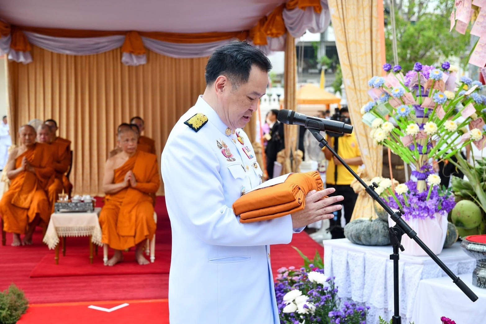 💐 ร่วมพิธีวางพานพุ่มดอกไม้ เนื่องในวันที่ระลึกคล้ายวันสถาปนากระทรวงมหาดไทย ประจำปี 2568 ครบรอบ 133 ปี แห่งวันสถาปนากระทรวงมหาดไทย